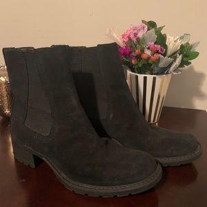 Timberland Pull On Suede Chelsea Boots